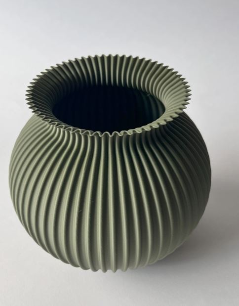 Shasa Vase | Hunter