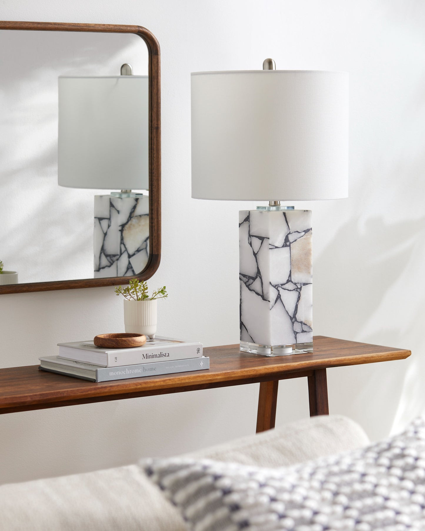 Angelo Table Lamp