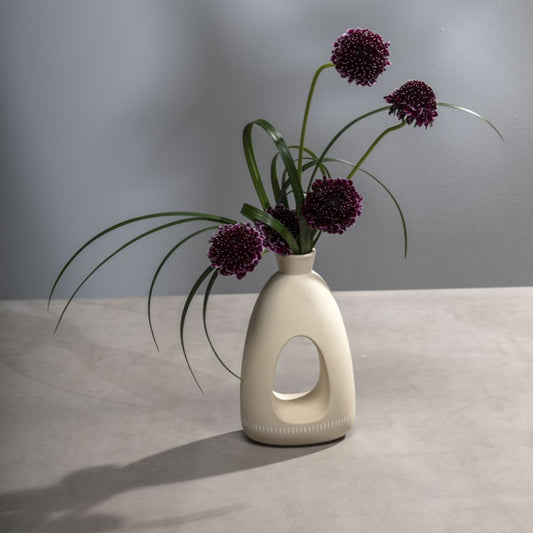 Ndio Vase