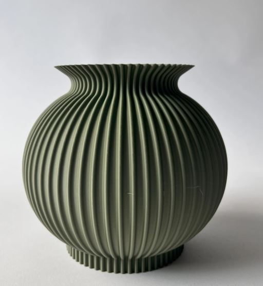 Shasa Vase | Hunter